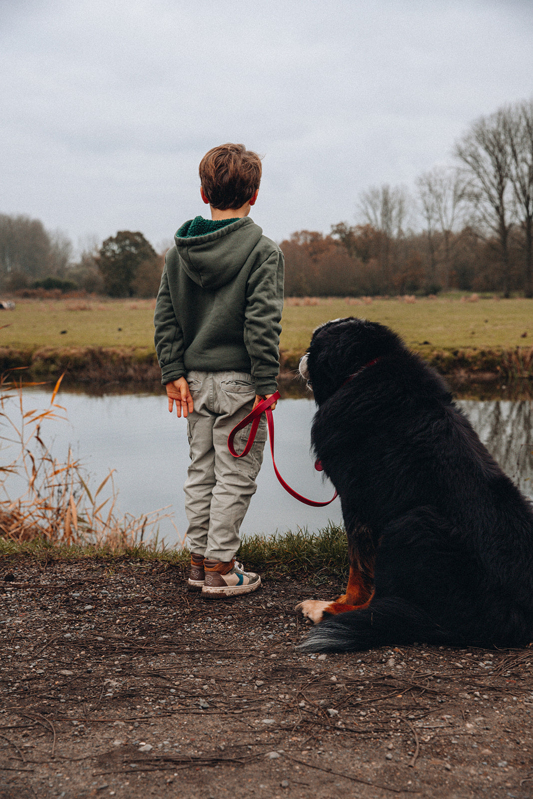JOHN LEASH